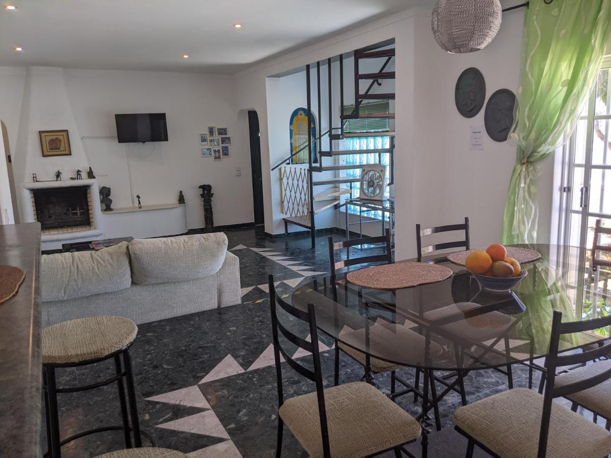 Dolphin House Hostel Dystrykt Dystrykt Faro Zewnętrze zdjęcie