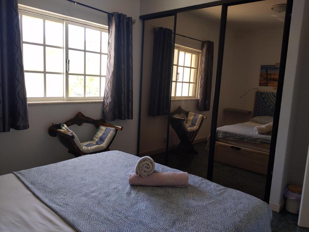 Dolphin House Hostel Dystrykt Dystrykt Faro Zewnętrze zdjęcie